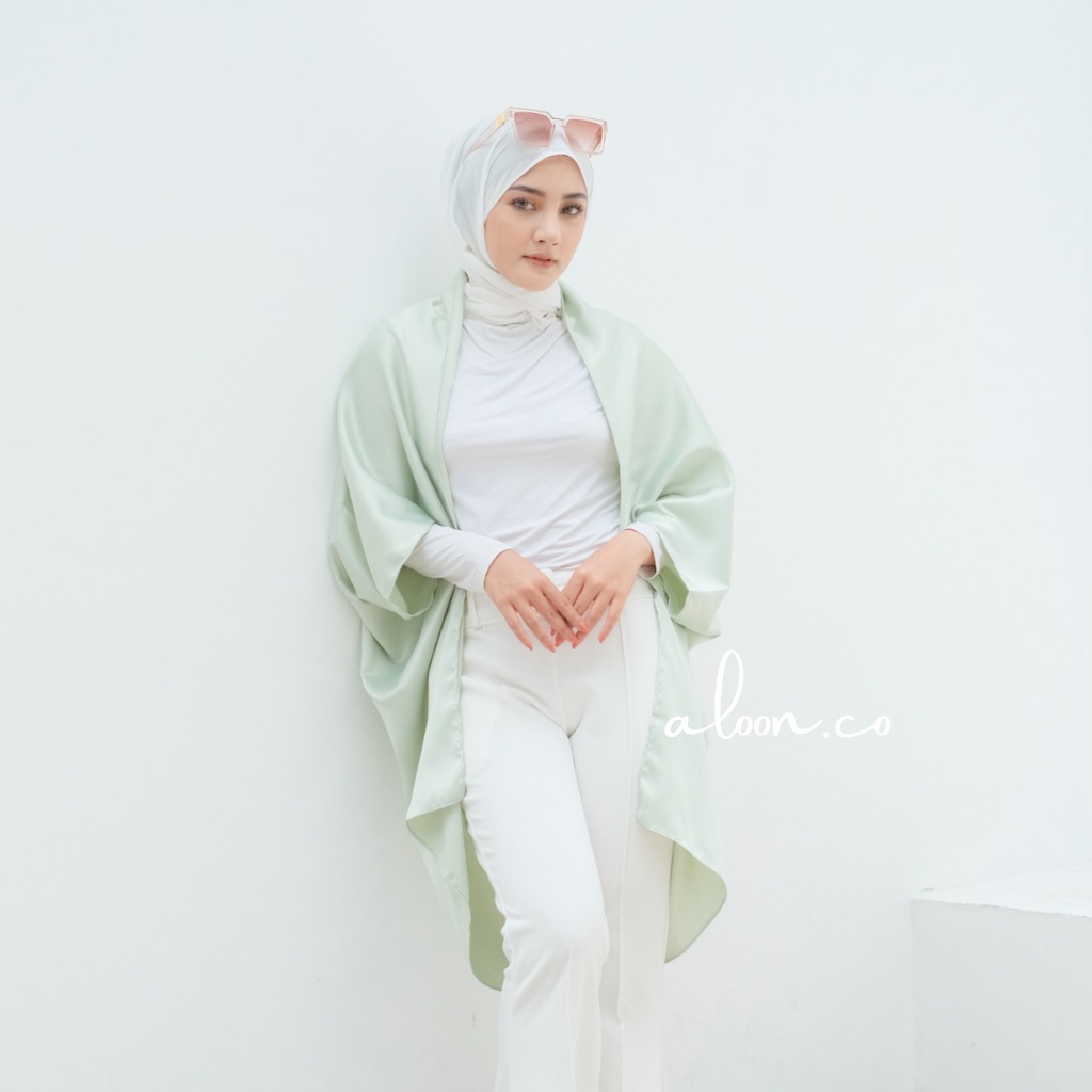 Levina Outer Scraft Bahan Satin Premium - Outer Scraft Wanita Polos