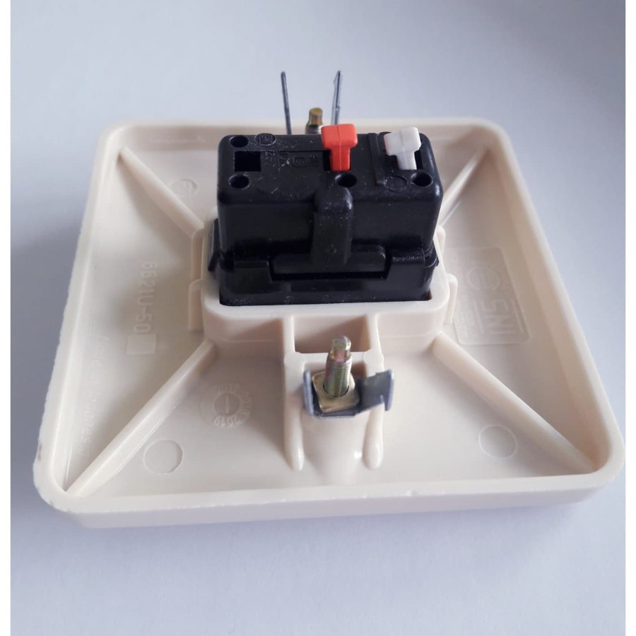 Saklar Sakelar IB Inbow Broco 6621U Single Switch 1 Engkel Inbow Tanam