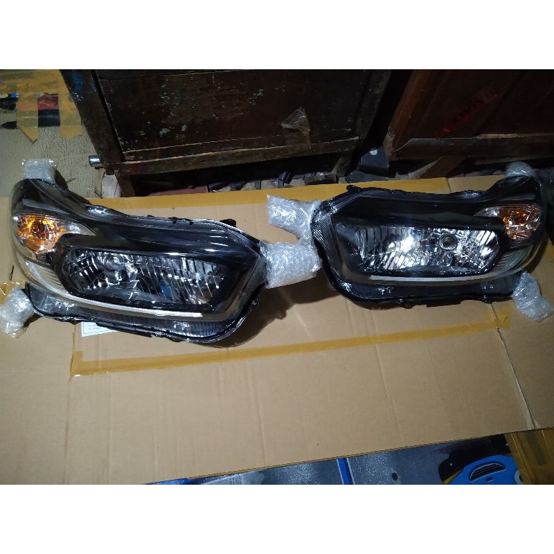 Headlamp Brio/Mobilio Facelift Smoke atau chrome