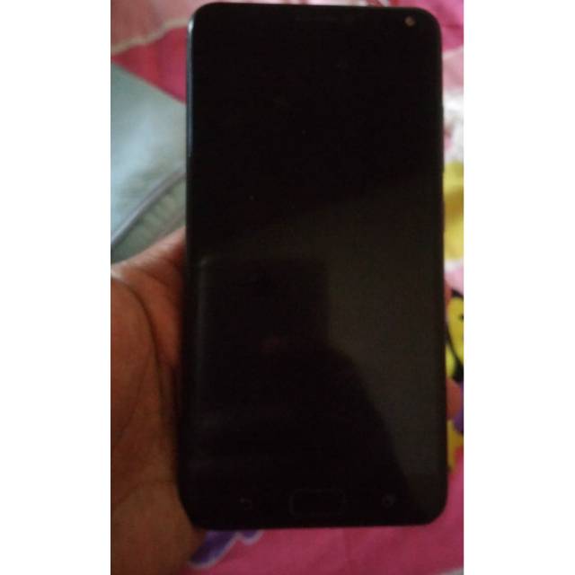 Asus zenfone 4 max pro