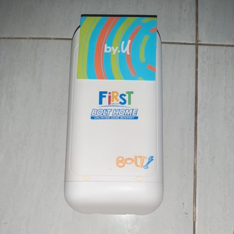 BL400 Only unlock TELKOMSEL, BYU, SMARTFREN Free kartu by.U terisi kuota 12,5GB