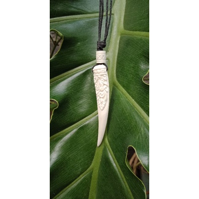 kalung tulang sapi motif ukir