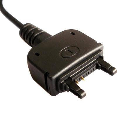 Charger Sony Ericsson K750 K800i W700 W830i W550 W950i Z610i Z710i S500i T250i W395 TC Travel Carger