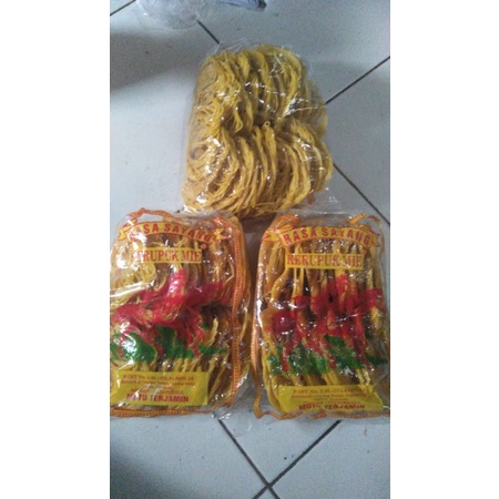 

kerupuk mie medan