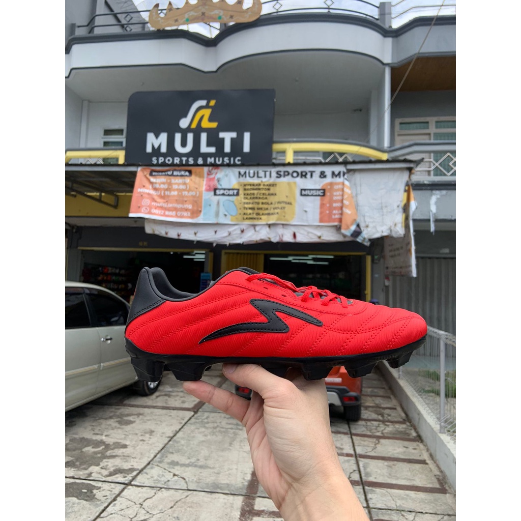 Sepatu Bola SPECS Roma FG - Emperor Red/Black