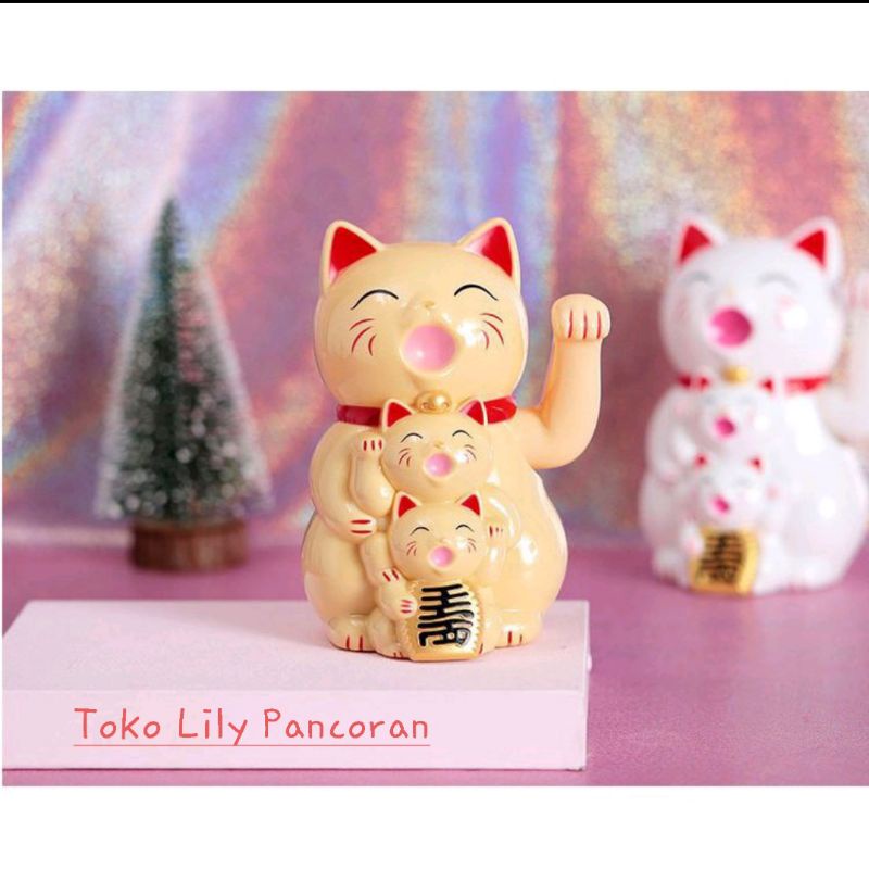 Kucing Hoki / Maneki Neko anak / Lucky Cat Triplets / Manekineko Baterai