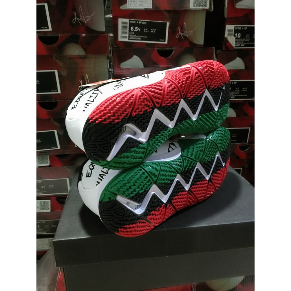 Termurah  FREE TALI SEPATU  SEPATU BASKET NIKE KYRIE 4 BHM EQUALITY