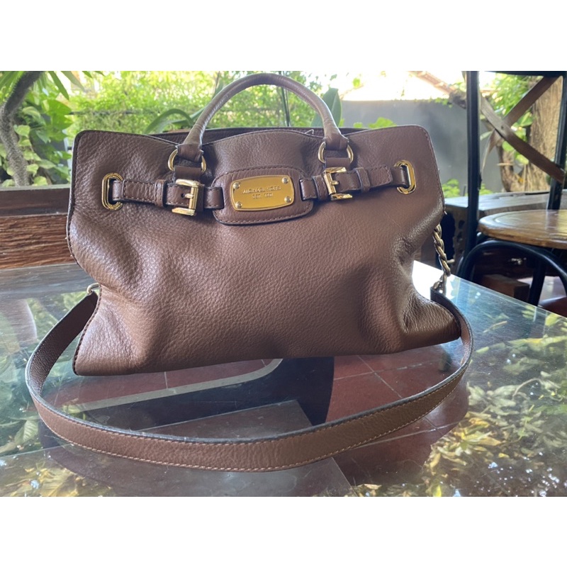 Tas kulit merk michael Kors ( MK )