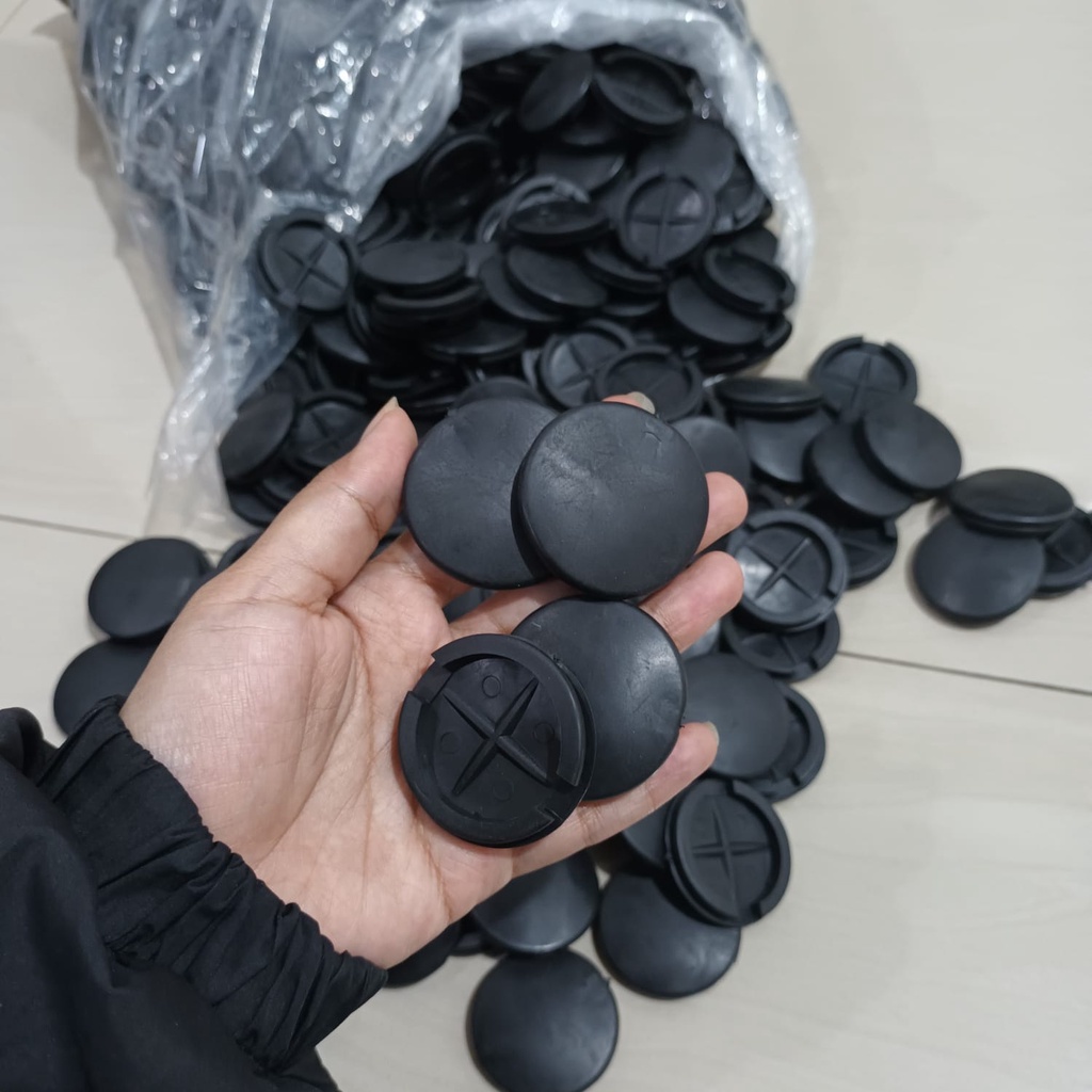 KARET INTIP RANTAI KARET KATENGKAS GRAND C70 KARET TUTUP RANTAI HITAM