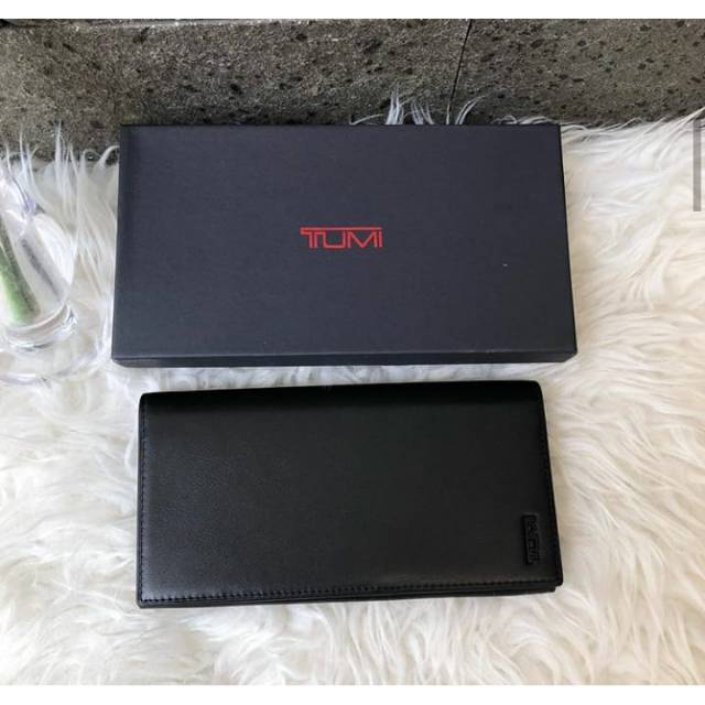 Tumi long wallet leather
