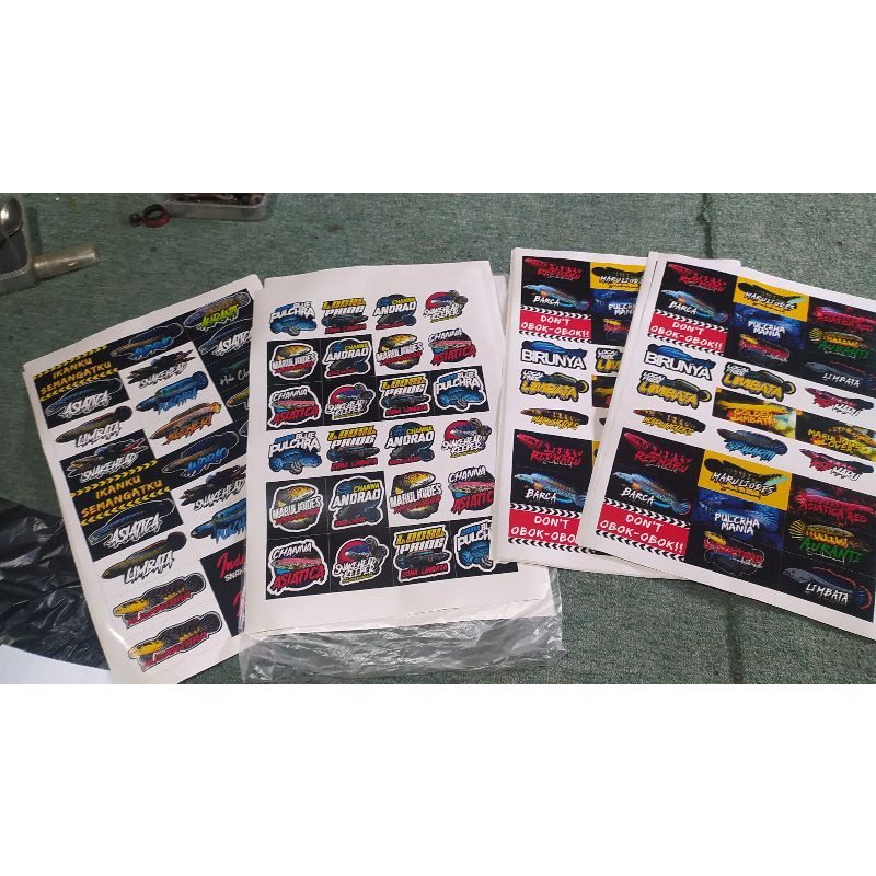 

100 pcs stiker channa dan predator TERMURAH SEDUNIA!!!!