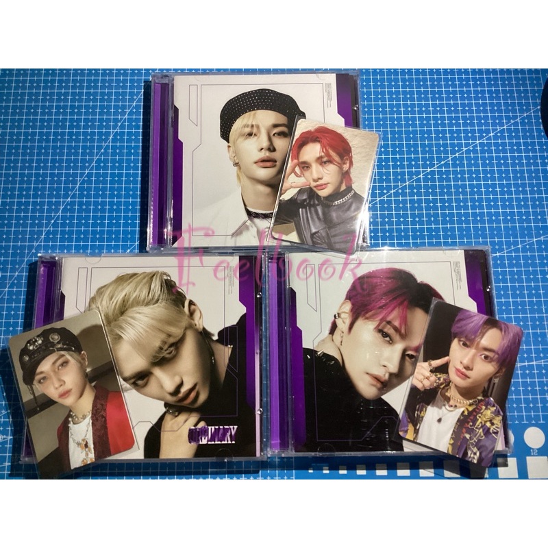 jewel oddinary set Lee know Hyunjin