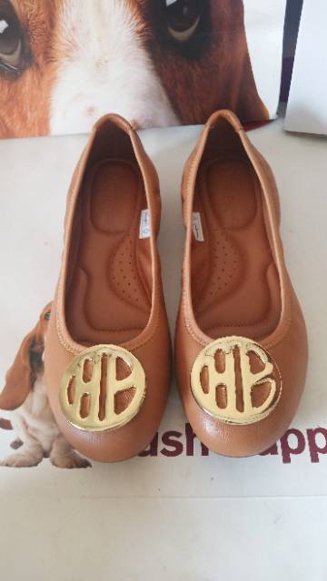 Sepatu Flat Hush Puppies Wanita