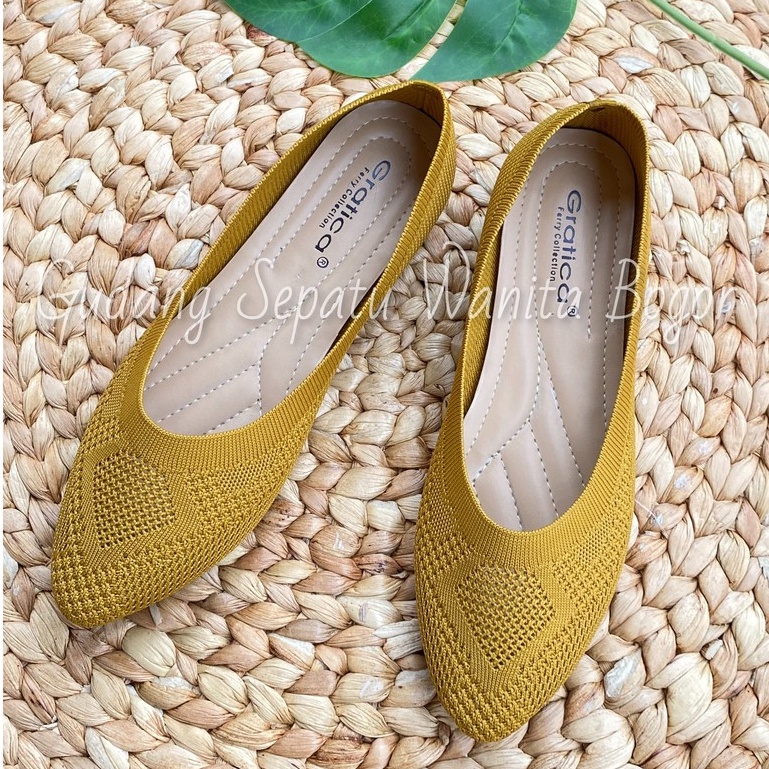 Gratica Sepatu Wanita Flat Shoes Rajut Lancip MARION AW 92