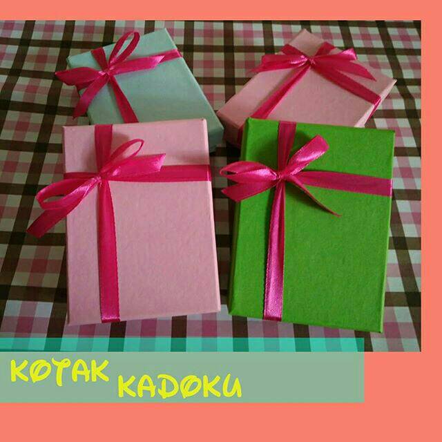 

Korak kado Uk 11x8x2cm kotak kado pita/kotak kado cantik/ kotak seserahan/ kotak hantaran