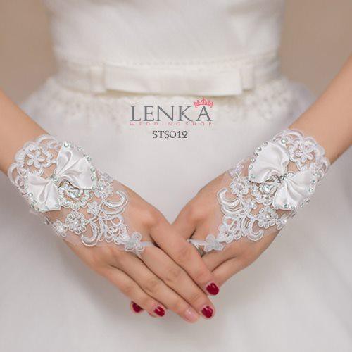 [READY STOCK] SARUNG TANGAN PESTA PERNIKAHAN WEDDING GLOVES LACE PUTIH STS012