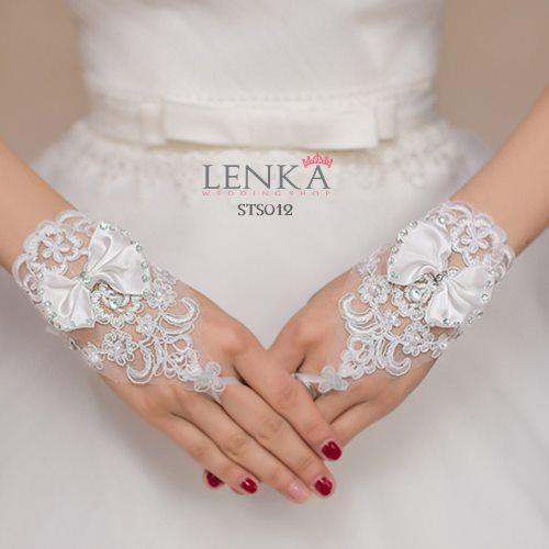 [READY STOCK] SARUNG TANGAN PESTA PERNIKAHAN WEDDING GLOVES LACE PUTIH STS012