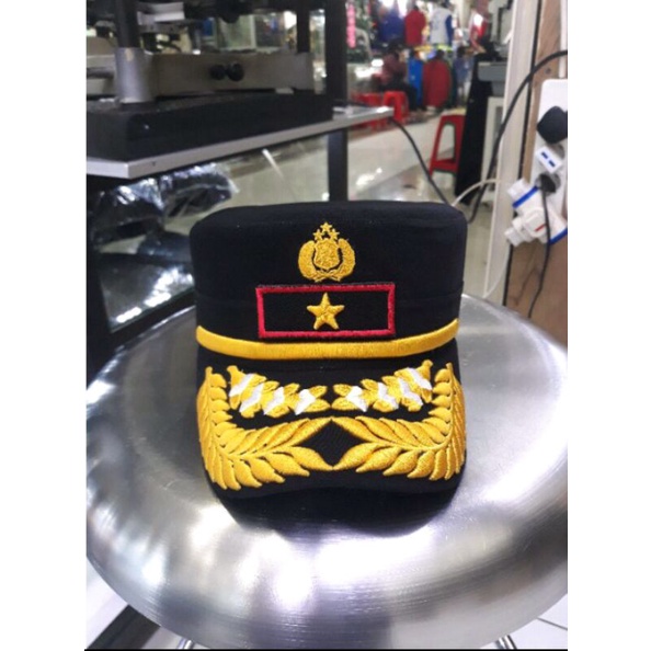 Topi Komamdo POLRI PATI