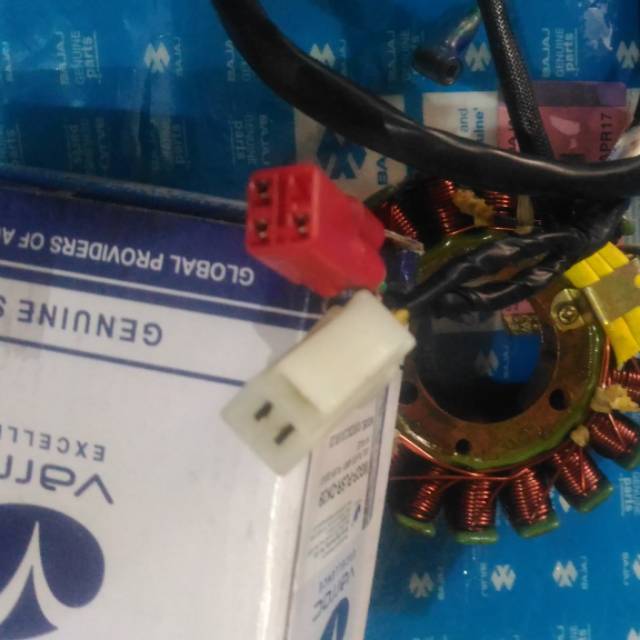 SPULL BAJAJ 200NS SPUL PULSAR 200NS STATOR VARROC BAJAJ 200NS SPULL  BAJAJ PULSAR 220