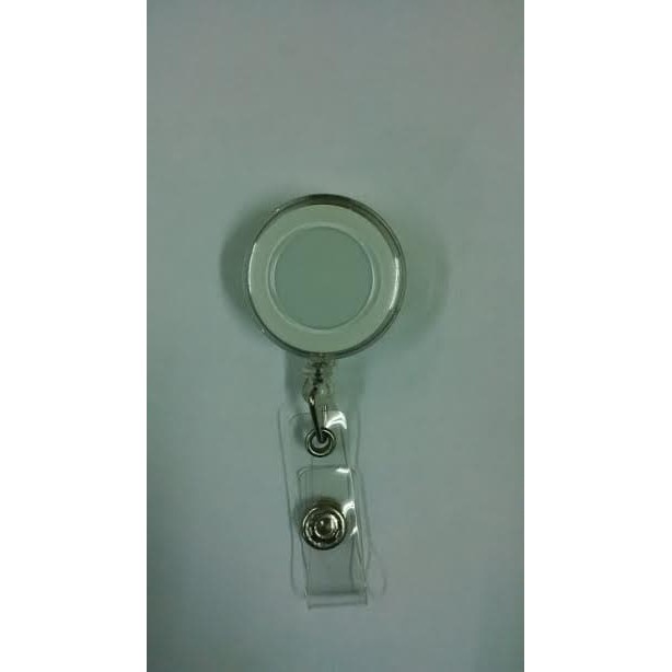 

a Yoyo Id Card tempat nama