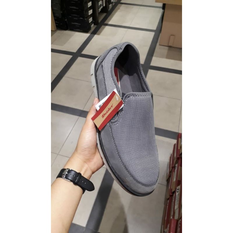 sepatu deisler
