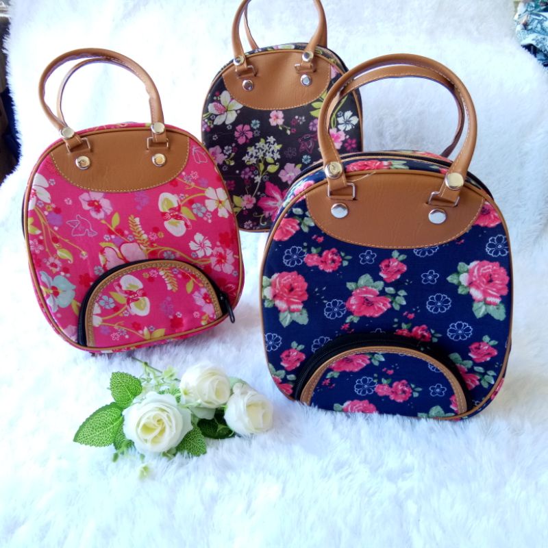 TAS TENTENG LARISA FLOWER 21x12x25cm