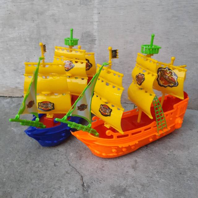 Mainan Perahu Layar Bajak Laut Kapal Pirates Of Caribbean Anak Edukasi