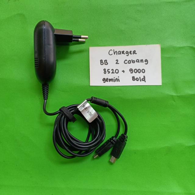 Charger BB 2 cabang 8520 dan 9000 . Charger Blackberry cager chager cas casan tc