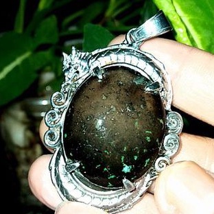 batu black oval jarong hijau natural original