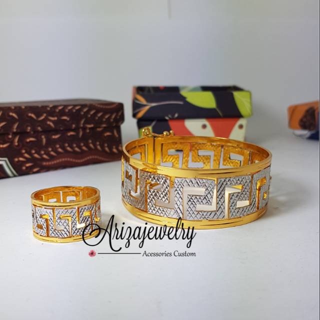 Gelang cincin set versace kuningan lapis emas