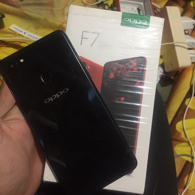 oppo f7 matot