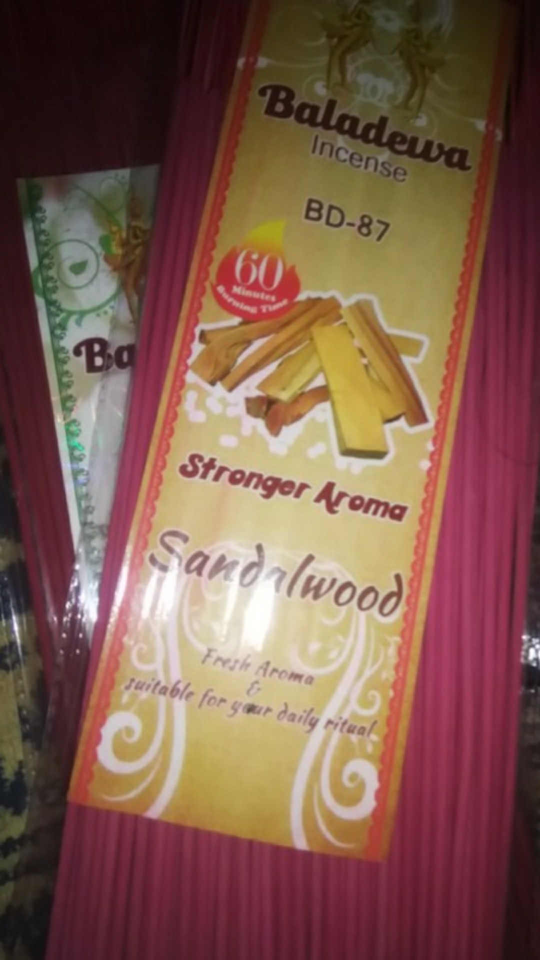 Dupa/ Hio Wangi Harum Baladewa 39 Cm 250 Gram 1.4 Mm Sandalwood Merah