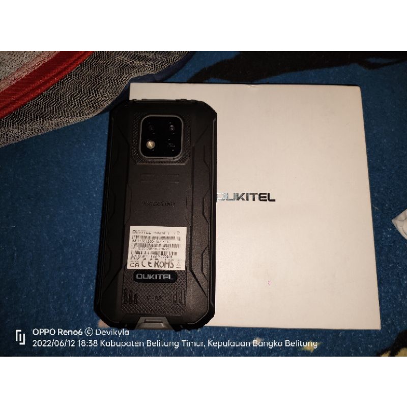 hp oukitel anti air ( bekas di jamin mulus)