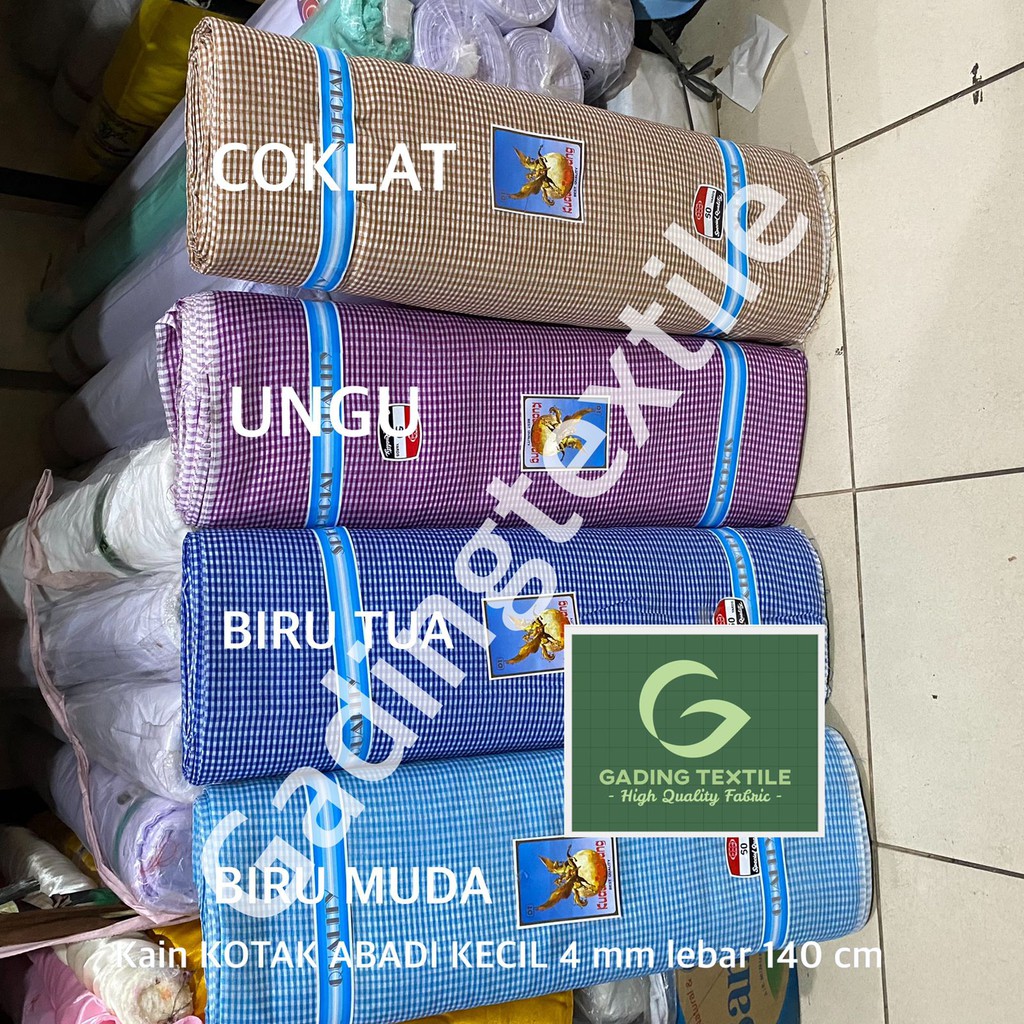 ( per 1  roll ) Kain motif kotak kotak ABADI kecil cele 4 mm rollan lebar 140 cm bahan alas taplak meja makan prakarya sekolah dekor dekorasi ruang ruangan craft kerajinan tangan schrunchie schruncie ikat rambut bando aksesoris fashion tutup galon