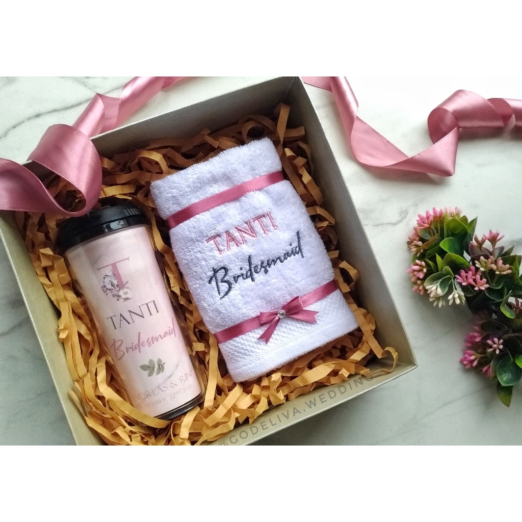 

box hadiah/isi 2 item/bridesmaid/FREE HARD BOX