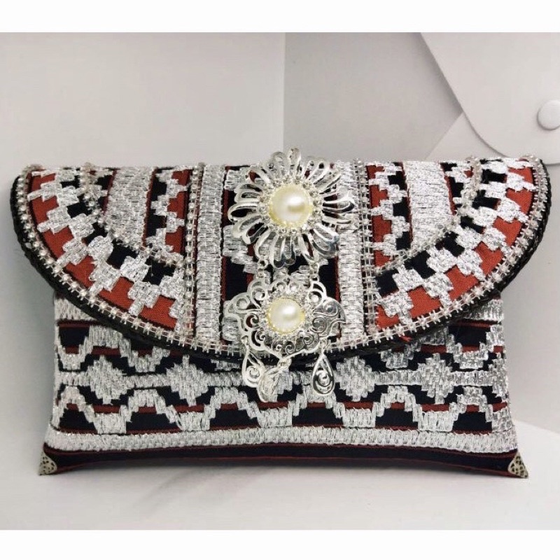 TAS PESTA/ TAS WANITA / CLUTH WANITA/ CLUTH TAPIS/ DOMPET PESTA/ TAS PESTA/ TAS TAPIS LAMPUNG