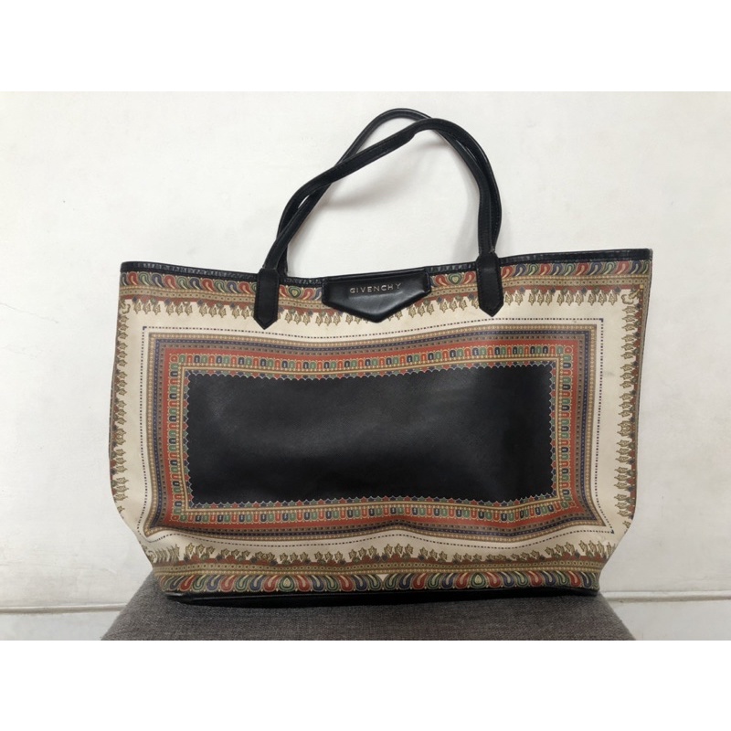 TAS GIVENCHY PRELOVED
