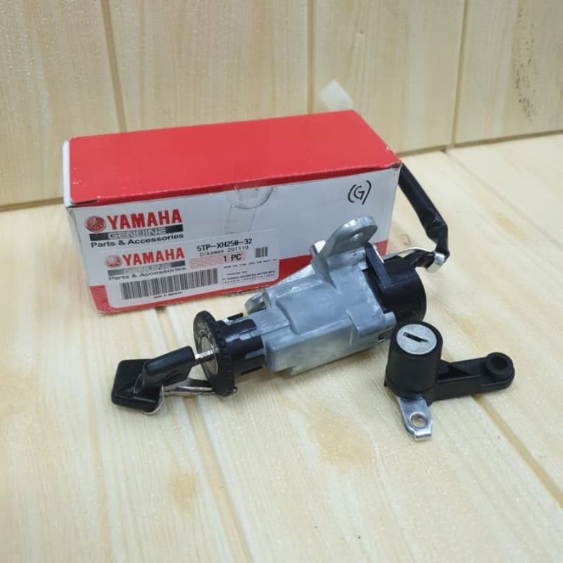 KUNCI KONTAK SET JOK VEGA R NEW 2006 5TP-XH250-32 ORISINIL YGP