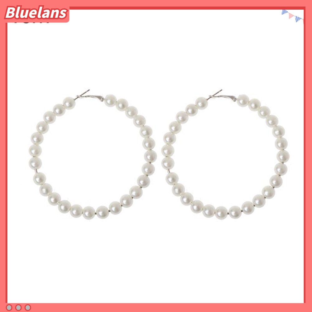 Bluelans Anting Hoop Juntai Bentuk Lingkaran Besar Aksen Mutiara Tiruan Gaya Elegan Untuk Wanita