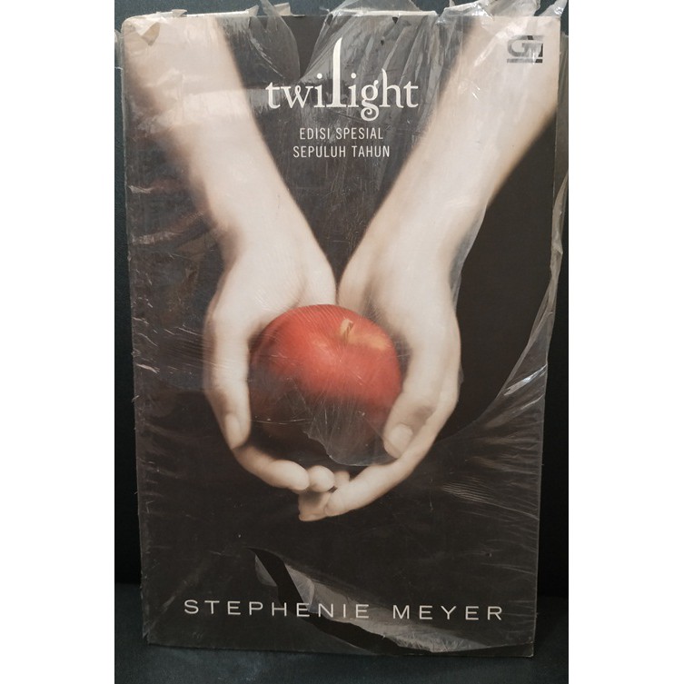 Novel Twilight Edisi Spesial Sepuluh Tahun by Stephenie Meyer