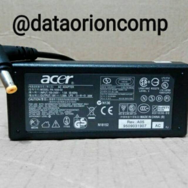 Adaptor charger Acer 19V 1.58A DC 5.5*1.7 mm for notebook acer aspire one mini