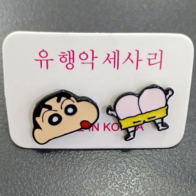 

Cute Crayon Character Earing