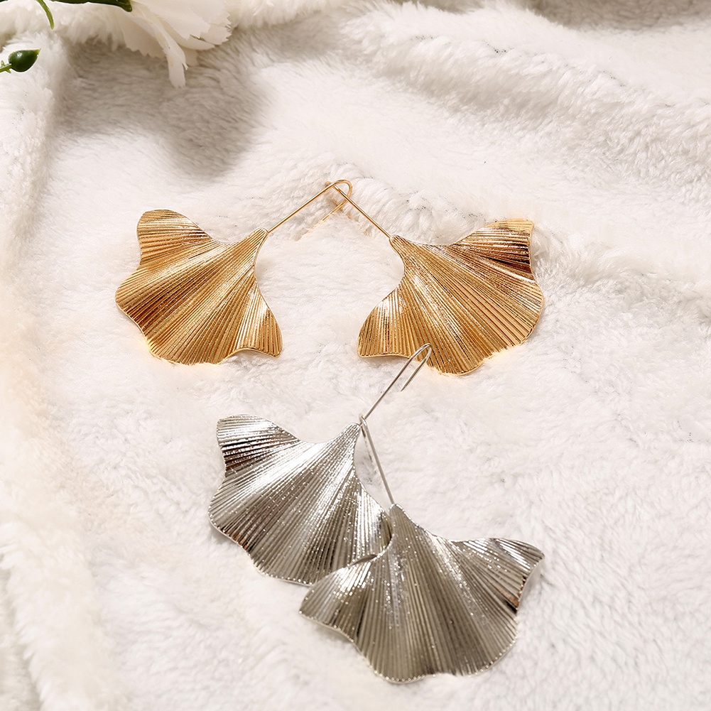 Hu Hu Hu Hu Hu Alat Bantu Pasang Kacamata♡ Anting Kait Gantung Statement Wanita Desain Daun Ginkgo Untuk Pesta