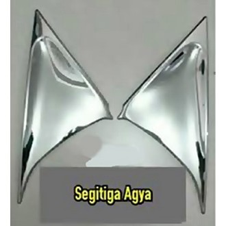 segitiga lampu depan agya chrome