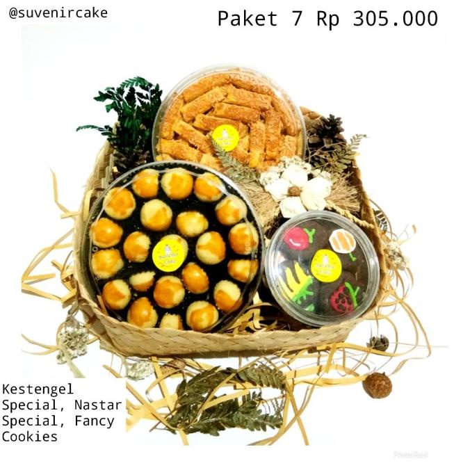 

Hampers Lebaran/Hampers Kue Kering Premium/Parcel Kue Kering Premium Sarahasana_