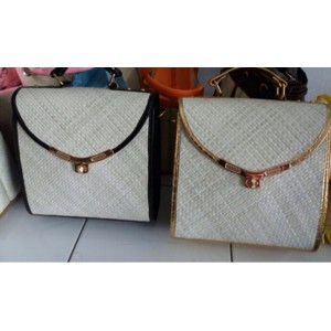 Tas Anyaman Pandan / Tas Kerajinan