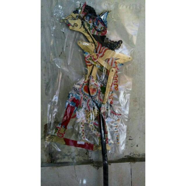 

WAYANG RADEN PURU