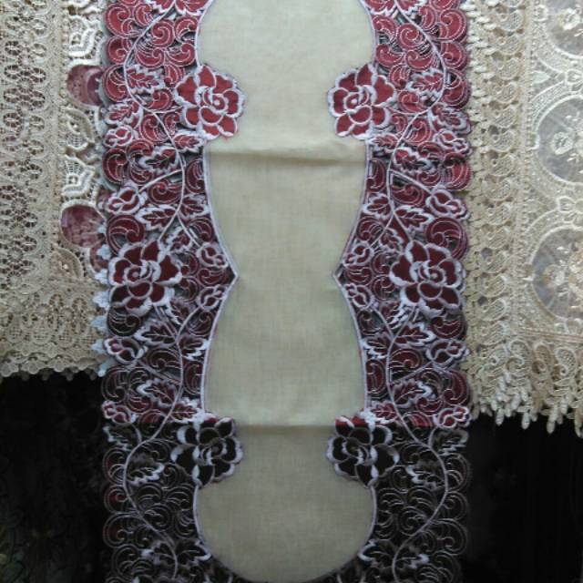 Taplak meja tamu bordir