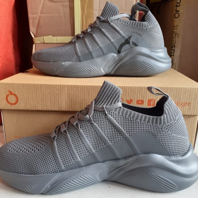 Ortuseight Invaders Grey