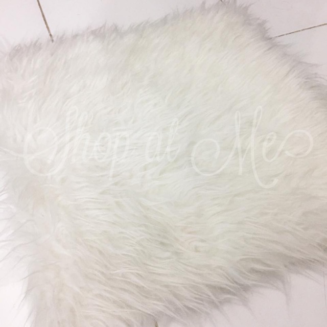 taplak meja / bulu dasboard mobil 60x130